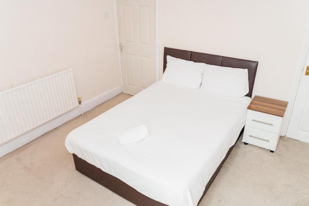 City Rooms In Stoke City Bagian luar foto
