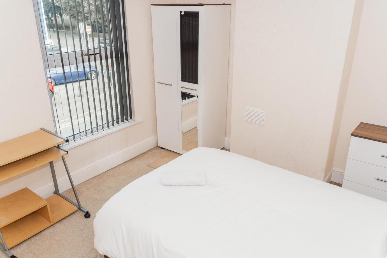 City Rooms In Stoke City Bagian luar foto