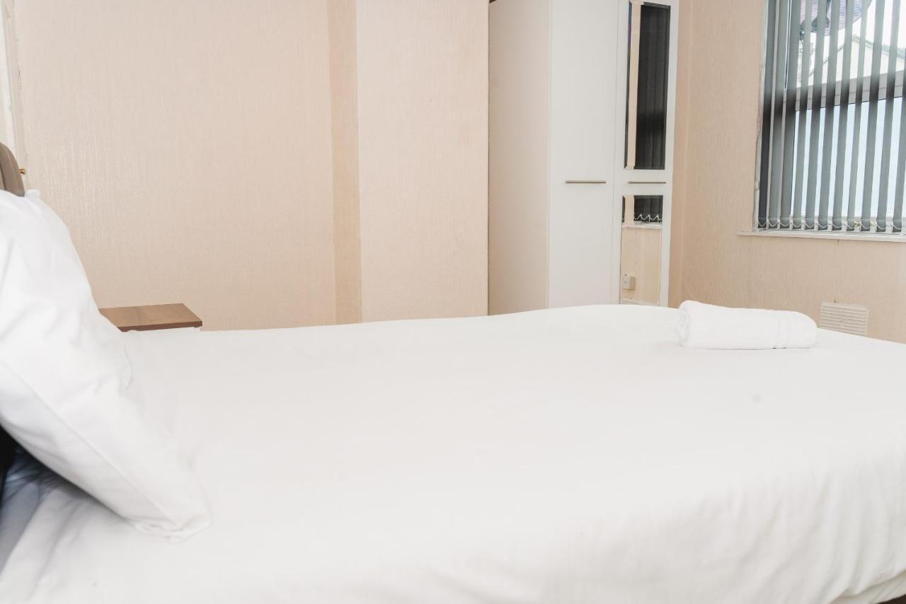 City Rooms In Stoke City Bagian luar foto