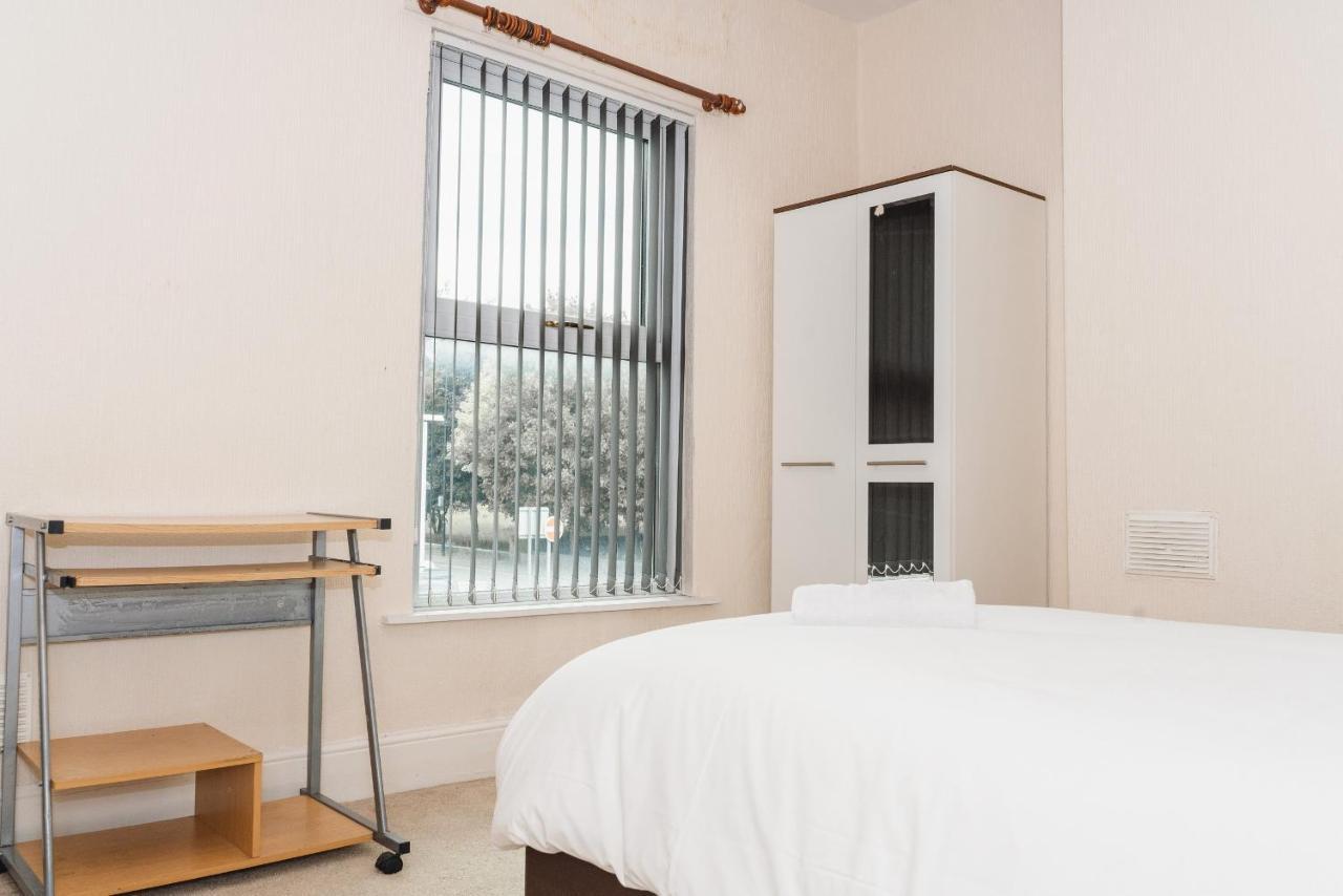 City Rooms In Stoke City Bagian luar foto